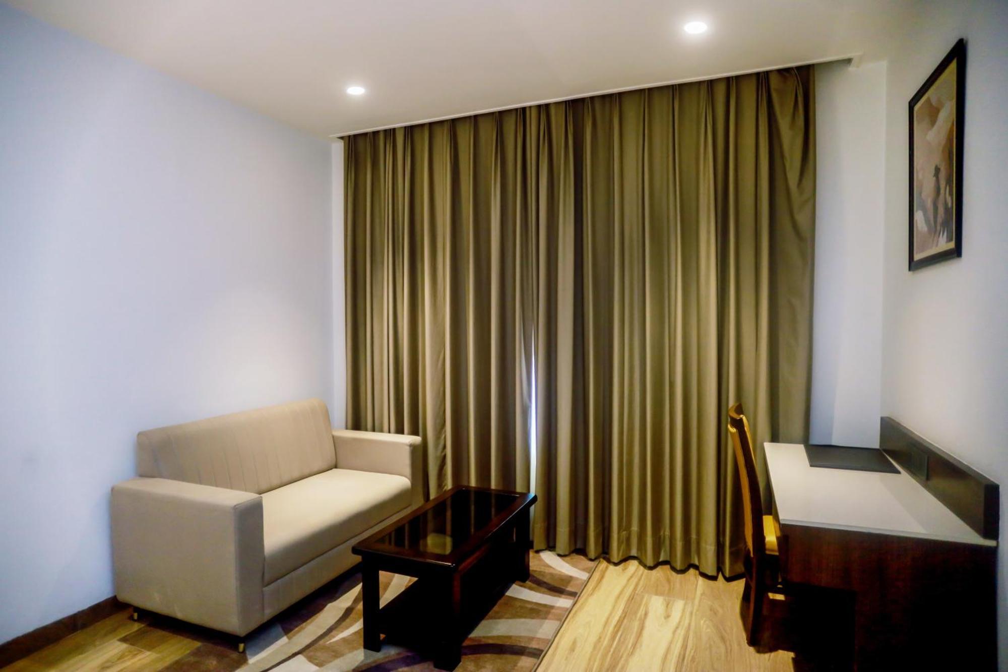 Regenta Place Gwalior Exterior foto